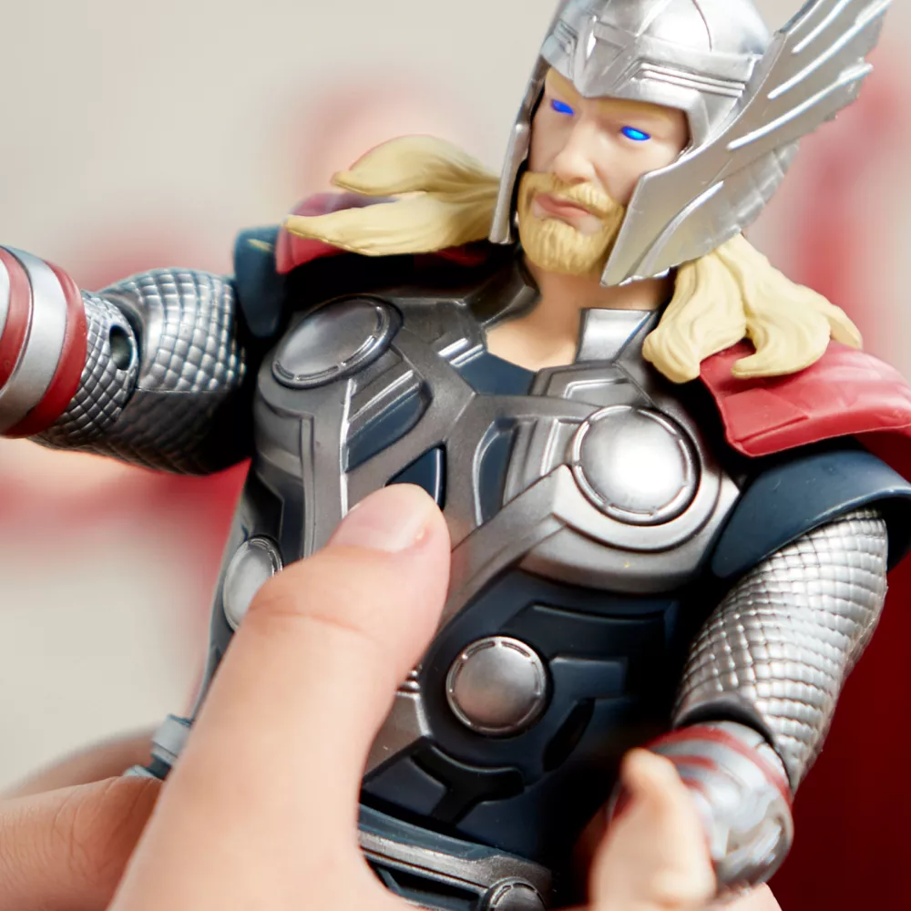 Disney Store Power Icons Figurine Thor Parlante, Thor: Love And Thunder 4 Disney Store Power Icons Figurine Thor Parlante, Thor: Love And Thunder – Image 2
