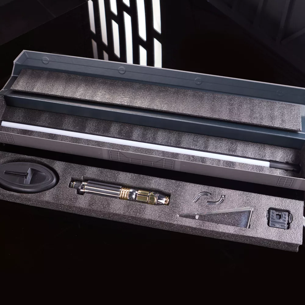 Disney Store Sabre Laser Mace Windu Legacy, Star Wars 8 Disney Store Sabre Laser Mace Windu Legacy, Star Wars – Image 6