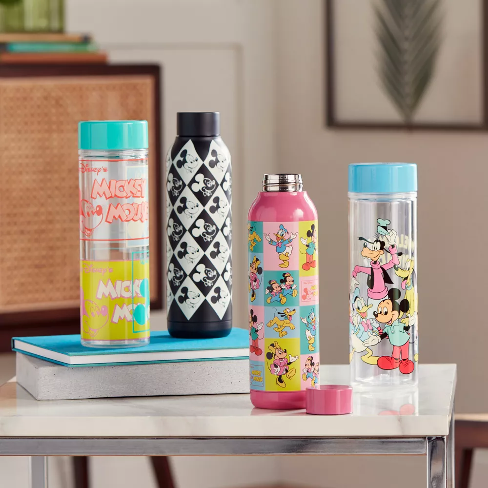 Disney Store Gourde Mickey Et Ses Amis En Acier Inoxydable 4 Disney Store Gourde Mickey Et Ses Amis En Acier Inoxydable – Image 2