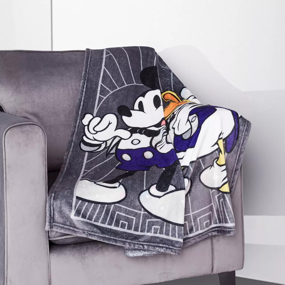 Jeté Mickey Et Ses Amis Disney100 Celebration 4 Jeté Mickey Et Ses Amis Disney100 Celebration – Image 2