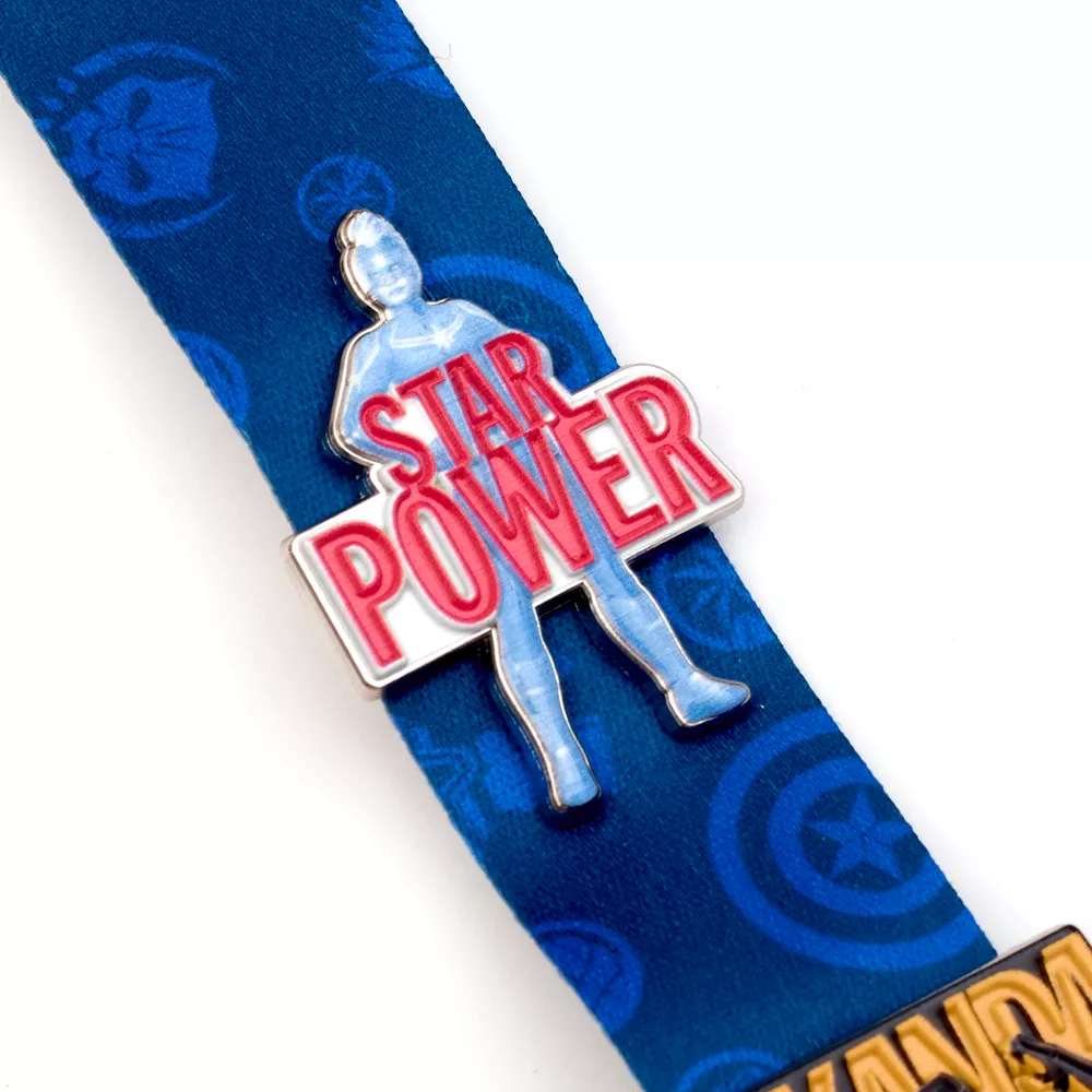 Disney Store Ensemble Pin's Et Tour De Cou Avengers 8 Disney Store Ensemble Pin's Et Tour De Cou Avengers â Image 6