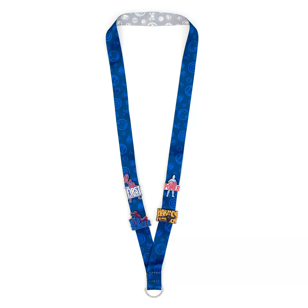 Disney Store Ensemble Pin's Et Tour De Cou Avengers 3 Disney Store Ensemble Pin's Et Tour De Cou Avengers